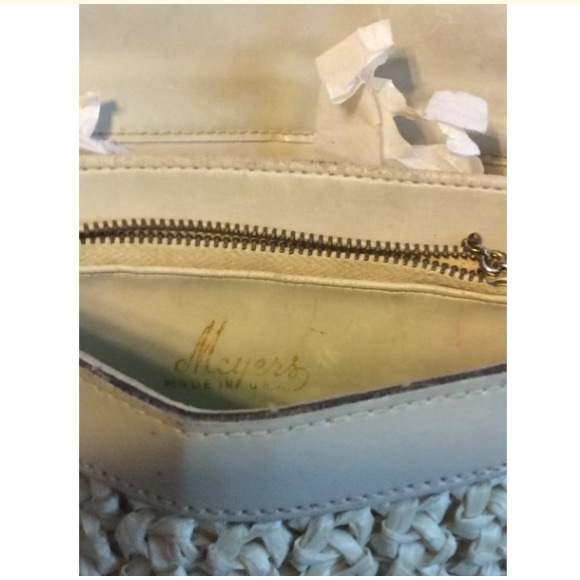 SOLD ON TRADESY Meyers Vintage Woven Straw Handbag - Picture 4 of 4